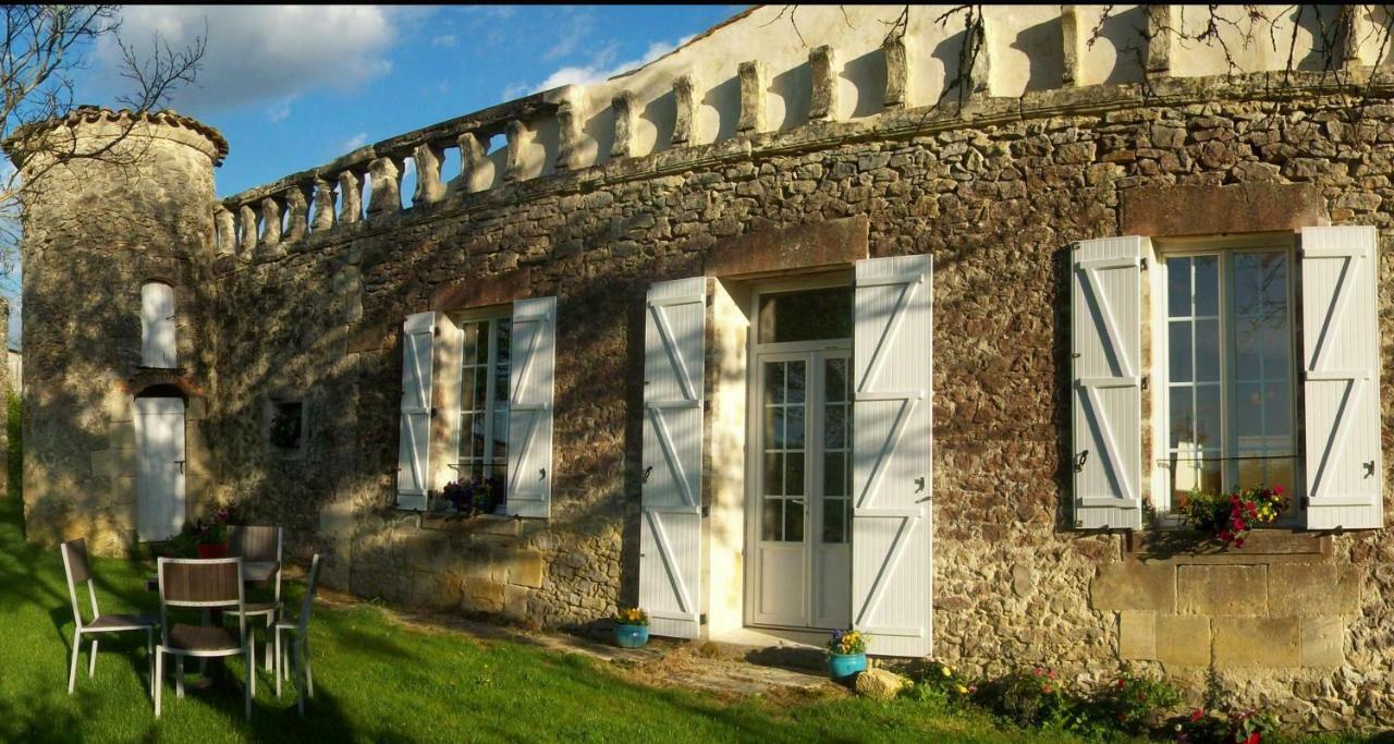 Ancien Haras De La Tour Bed & Breakfast Lamothe-Landerron Dış mekan fotoğraf